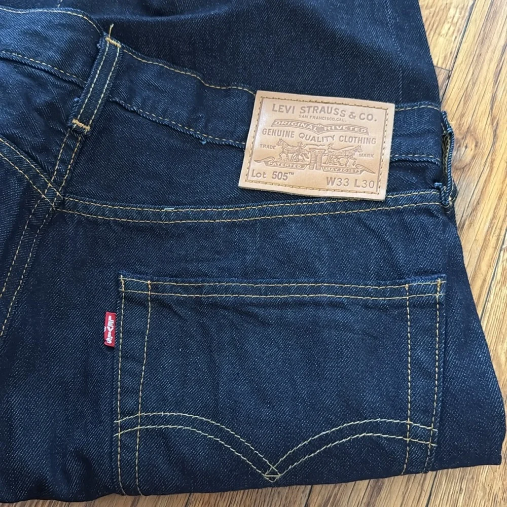 NWT Levi's Men's Selvedge dark wash Jeans straight leg 33w 30L